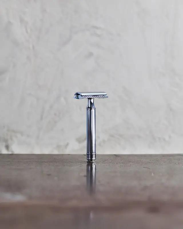 Safety Razor | Bullfrog Barbershop